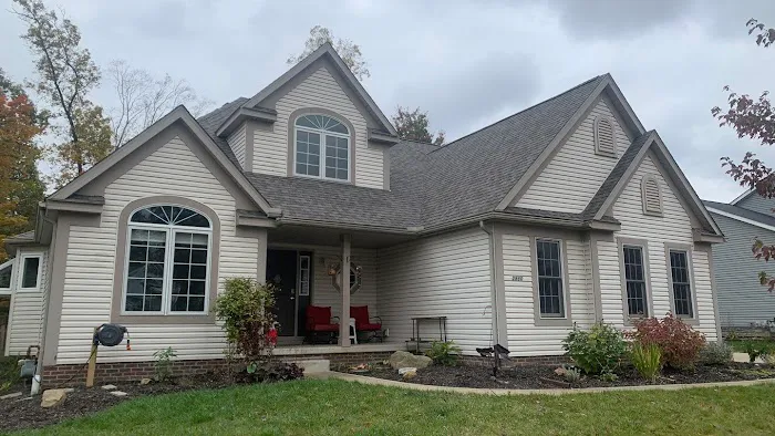 Country Roofing & Exteriors LLC Picture 5