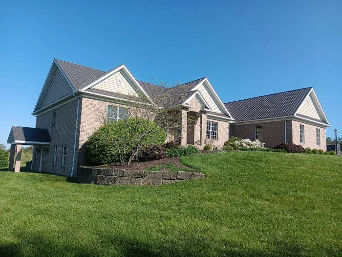 Country Roofing & Exteriors LLC Picture 9