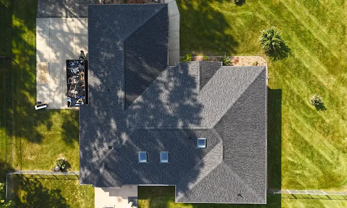 Mills Siding and Roofing Picture 10