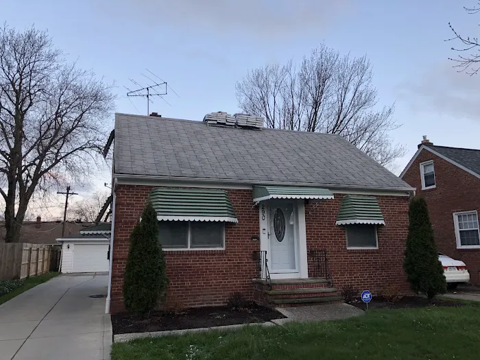 Lemberg Roofing Picture 1