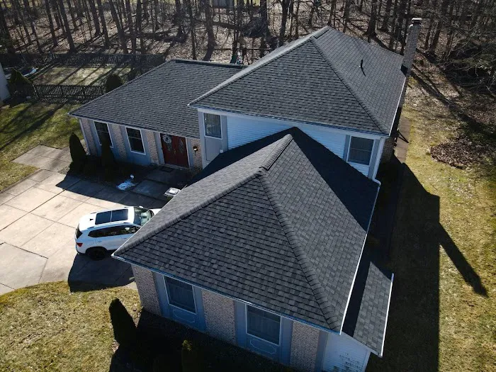 Hof Roofing & Construction Parma Picture 8