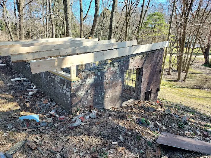 West Holmes Roofing & Construction Picture 1