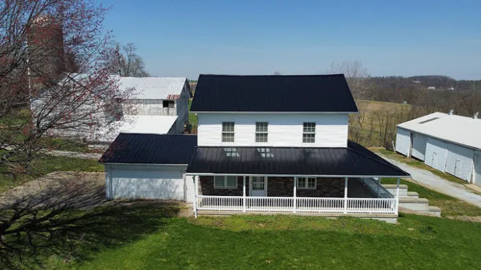 Benton Roofing Company Picture 1