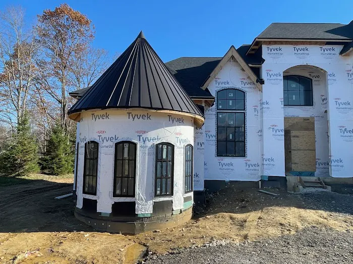 Elegant Exteriors Picture 7