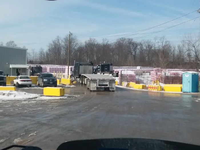 Owens Corning World truck Picture 4