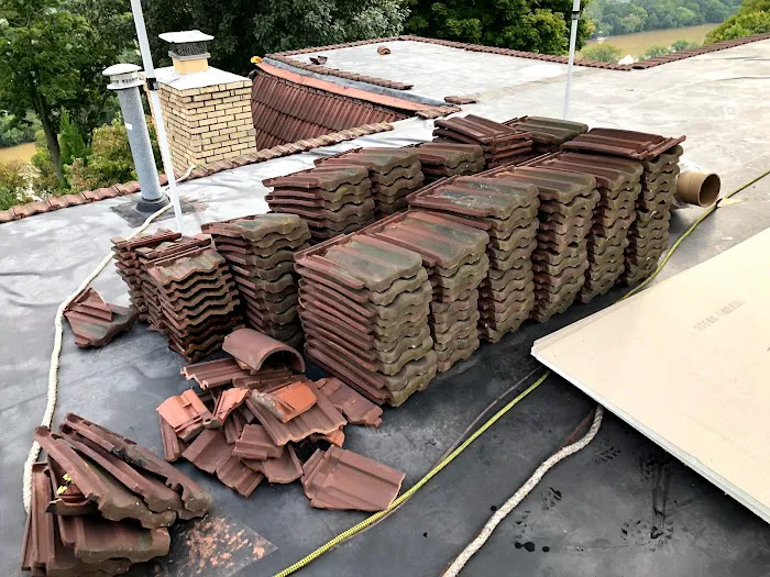 Bottom Line Construction Slate & Copper Roofing Picture 10