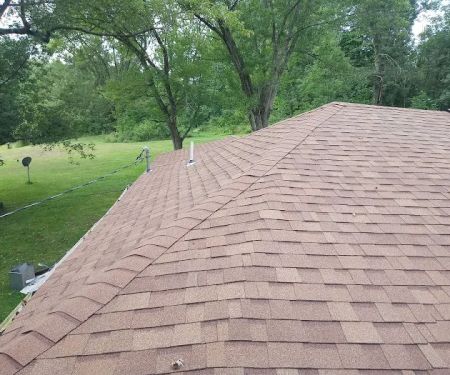 Russell's Roofing & Construction