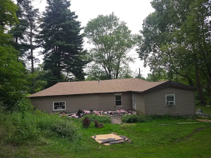 Russell's Roofing & Construction Picture 9