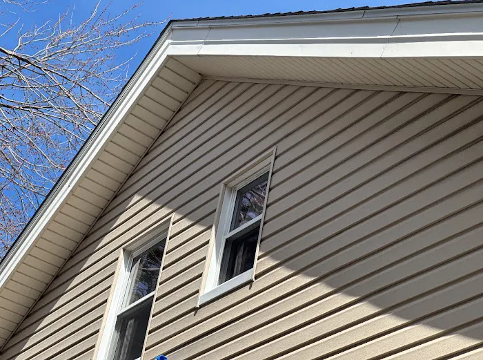 Peak and Valley Roofing Picture 7