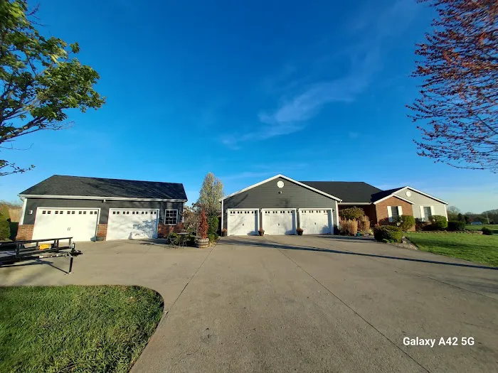 Mike's Roofing & Construction Services Picture 2