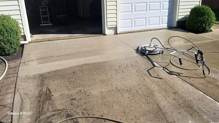 Shingle & Restoration Services LLC Picture 5