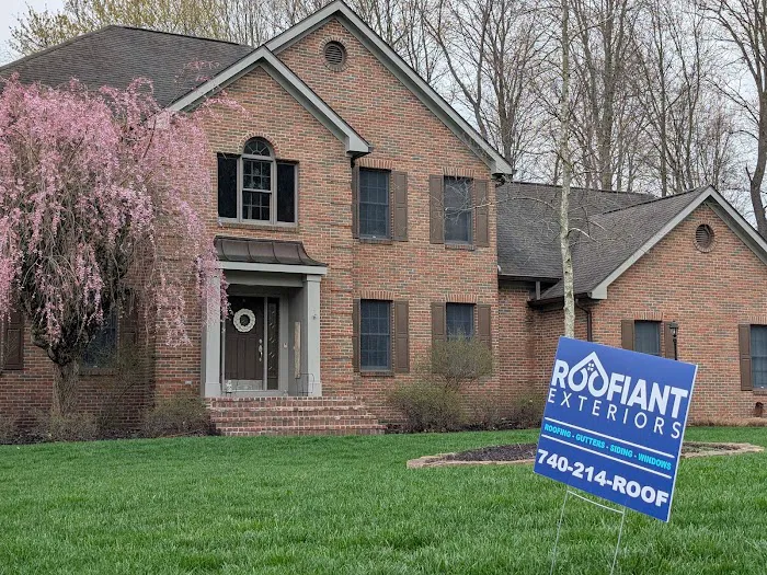 Roofiant Roofing & Gutters Picture 1