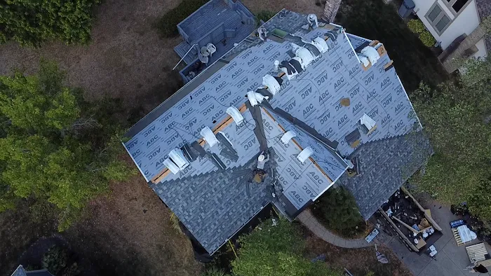 BG Roofing and Siding Picture 3