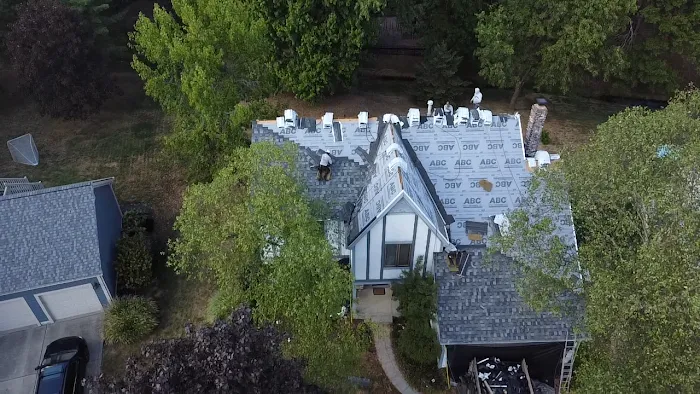 BG Roofing and Siding Picture 6