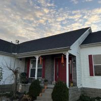 Clark's Straight Line Roofing ico