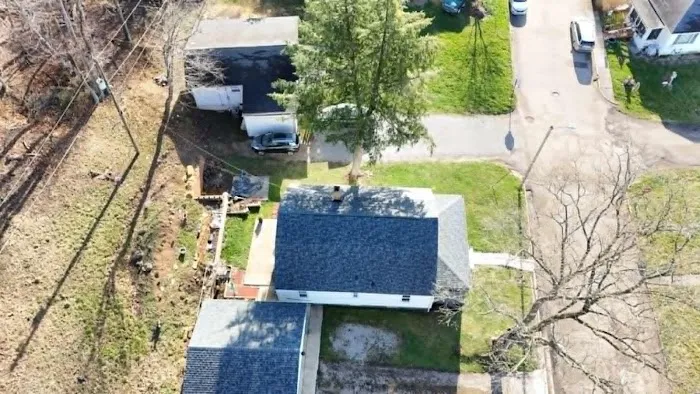 Clark's Straight Line Roofing Picture 9