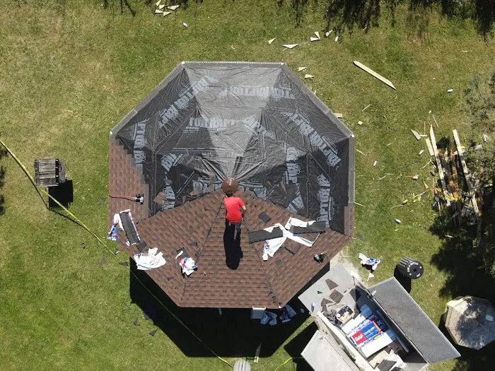 M & R Roofing & Repairs LLC Picture 5