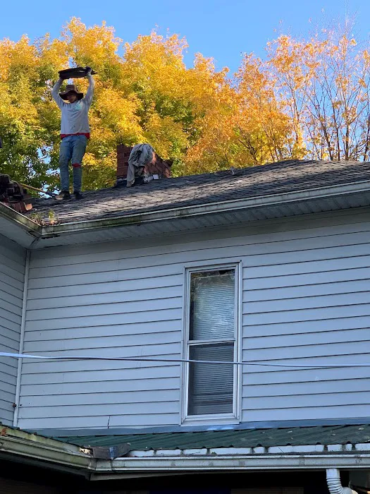 R&L Roofing Picture 1