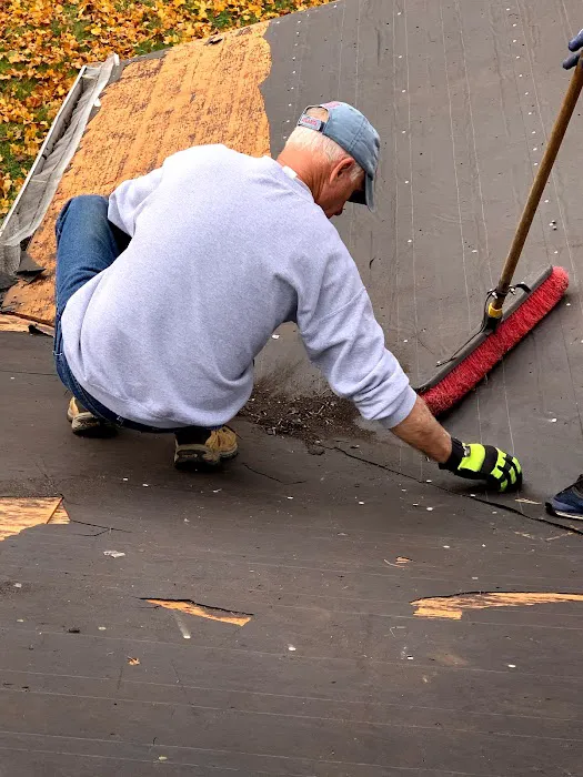 R&L Roofing Picture 7