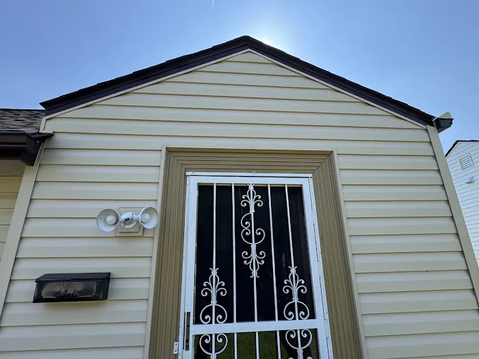 Mighty Dog Roofing of New Albany Picture 10