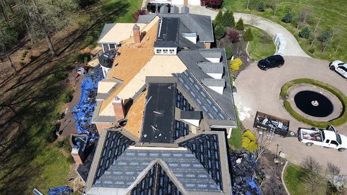 Evolve Roofing & Siding Picture 1