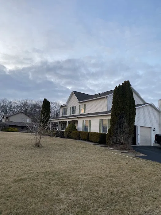 Dyer Remodeling Roofing & Siding Picture 5