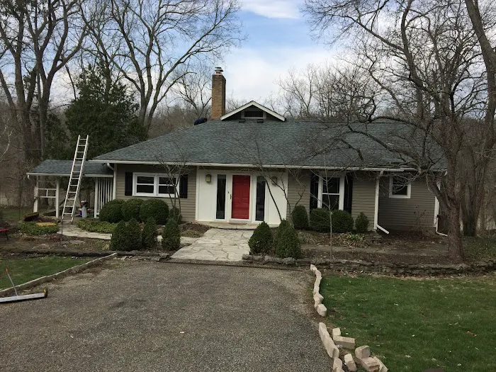 Davis Roofing and Restoration LLC Picture 3