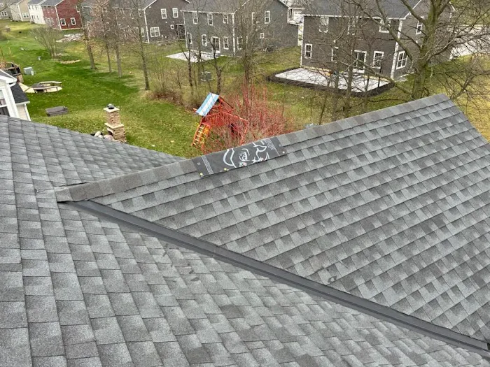 Davis Roofing and Restoration LLC Picture 4