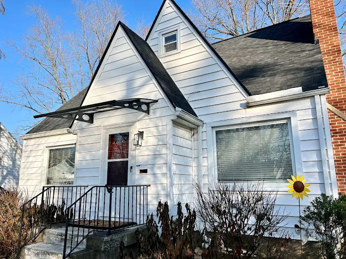 MaxForce Roofing and Siding Picture 2