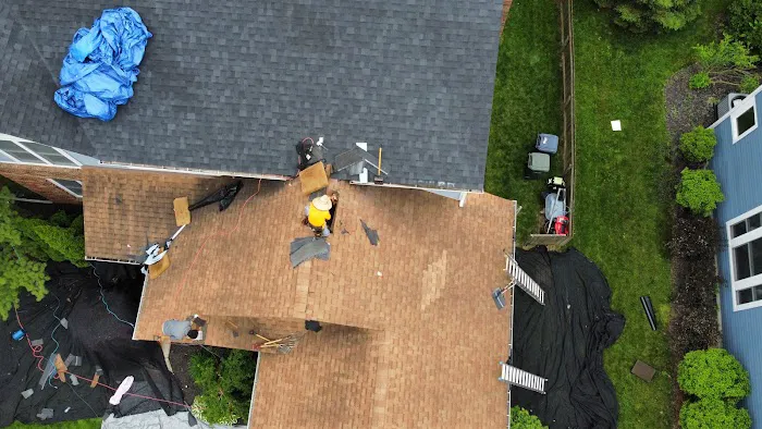 RED HORNET ROOFING Picture 4