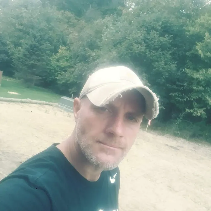 Gross roofing siding guters Picture 5