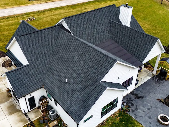 Lake Erie Roofing Solutions, LLC Picture 6