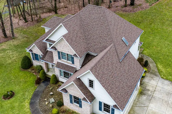 Lake Erie Roofing Solutions, LLC Picture 10