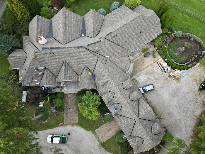 Pro Roofing and Siding Restoration Picture 2