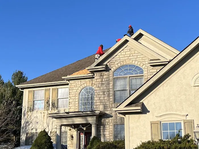 MaxForce Roofing and Siding Picture 3