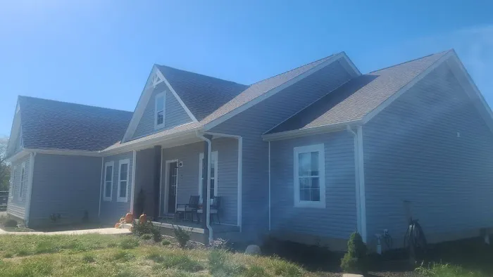 MaxForce Roofing and Siding Picture 1