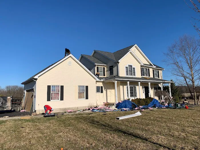 Monarchs Roofing Co. Picture 6