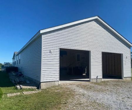 614 Ispanic Roofers Acacio