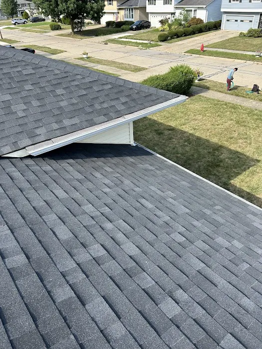 Supreme Roofing & Exterior Picture 10