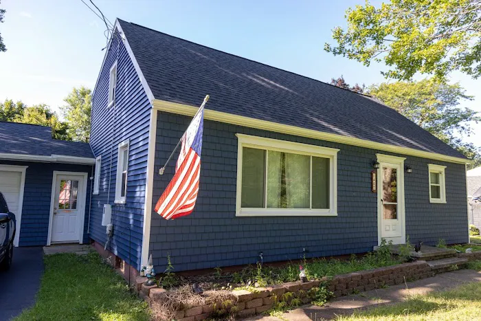 Oaks Roofing & Siding Picture 5