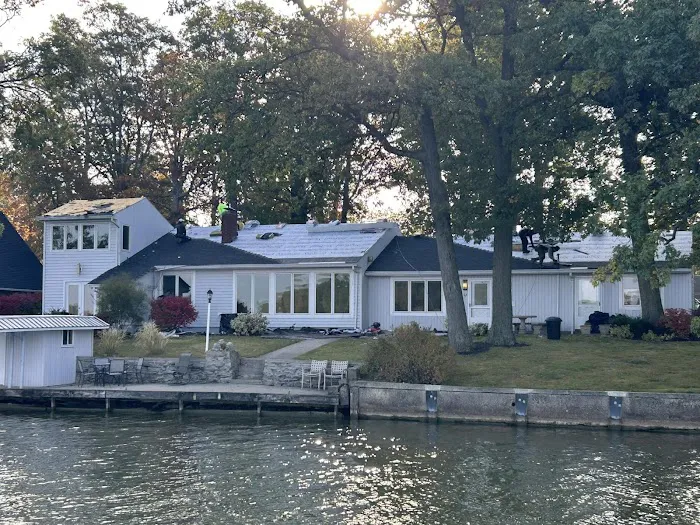 Bradford Roofing and Siding Picture 5