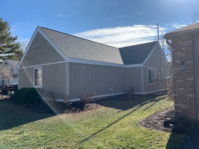 Bradford Roofing and Siding Picture 9