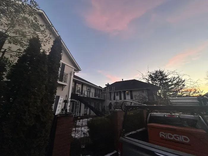 Bradford Roofing and Siding Picture 10