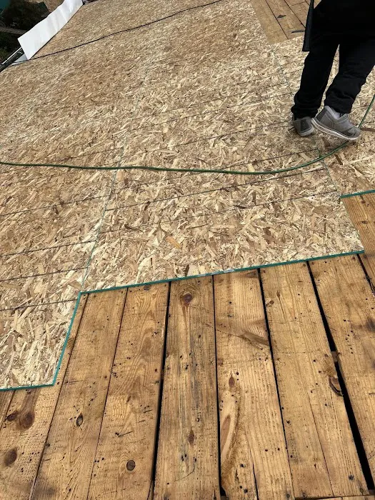 Bradford Roofing and Siding Picture 8