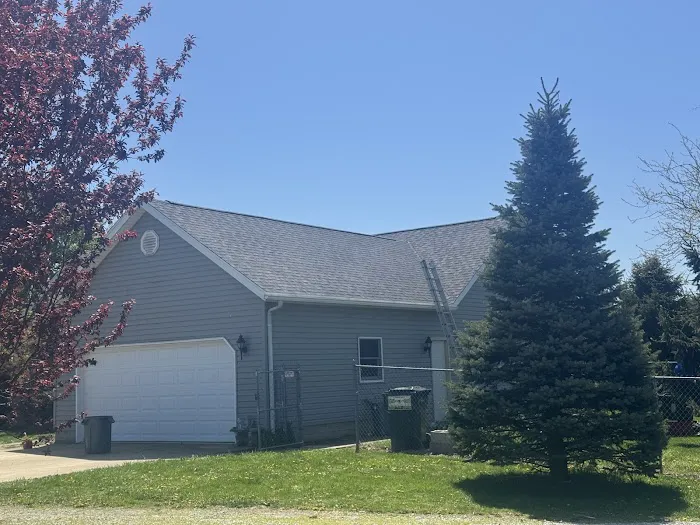 Elite Roofing and Restoration Picture 1