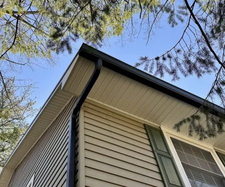 TRICH Roofing & Services