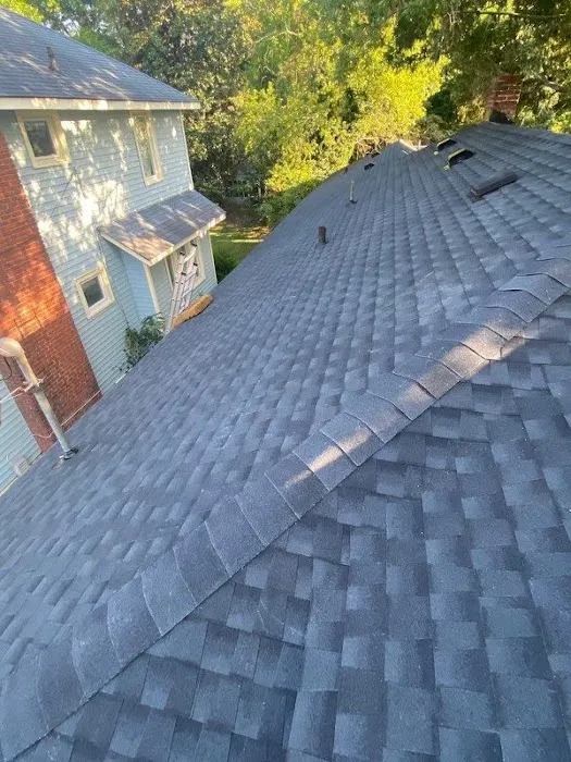 GGA Roofing & Gutters Picture 2