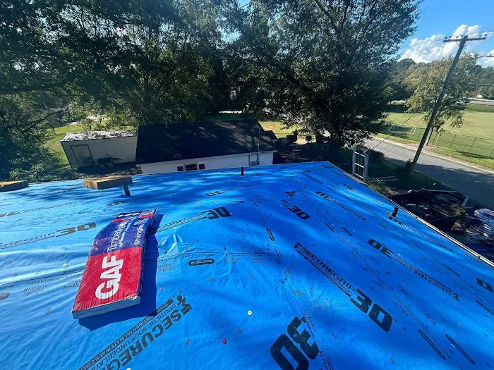 GGA Roofing & Gutters Picture 9