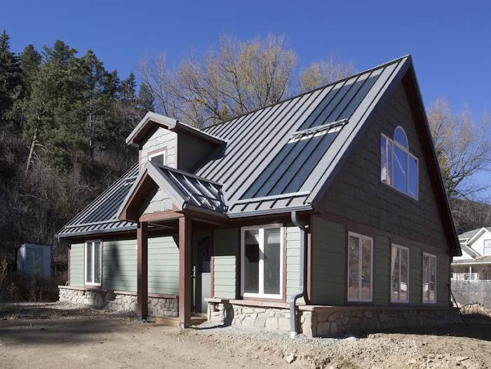 Excalibur Roofing, Siding, Windows, & Gutters Picture 9