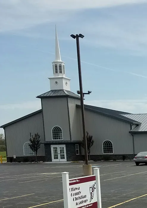 Excalibur Roofing, Siding, Windows, & Gutters Picture 8